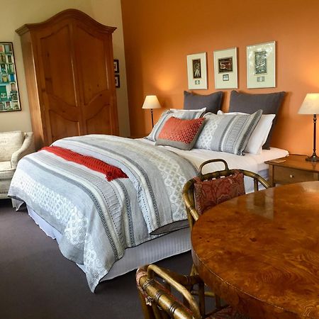 Llarrinda Bed & Breakfast Foster Zewnętrze zdjęcie